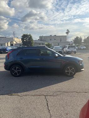 2025 Kia Niro EX