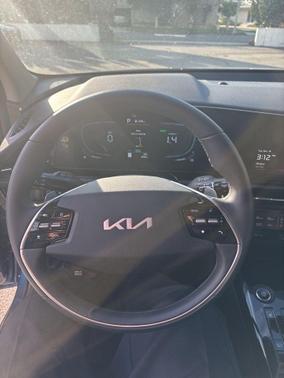 2025 Kia Niro EX
