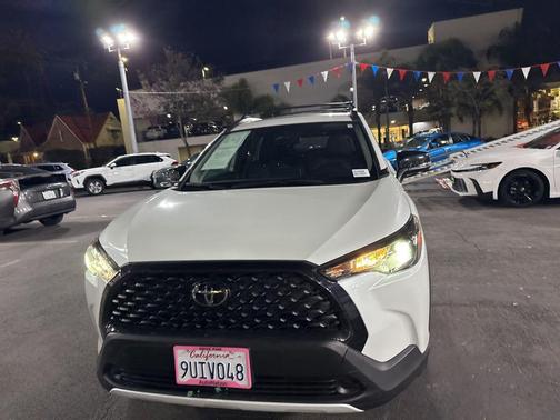 2025 Toyota Corolla Cross LE