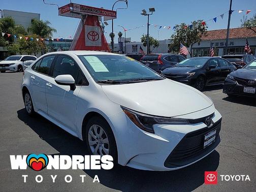 Ice Cap 2024 Toyota Corolla LE