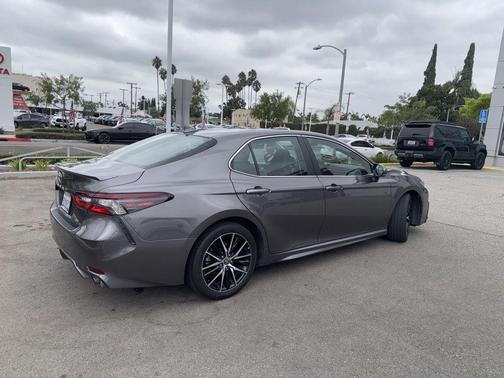 2023 Toyota Camry SE