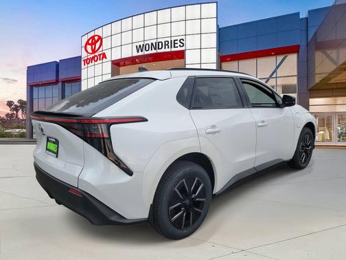 2026 Toyota bZ XLE Plus