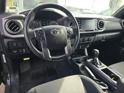 2022 Toyota Tacoma TRD Off Road