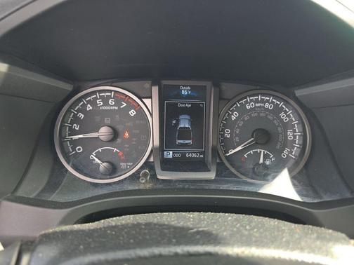 2022 Toyota Tacoma TRD Off Road