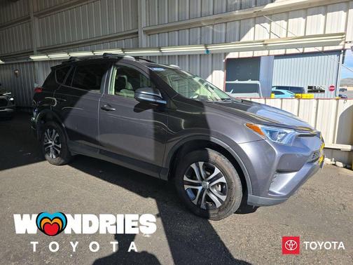 2018 Toyota RAV4 LE