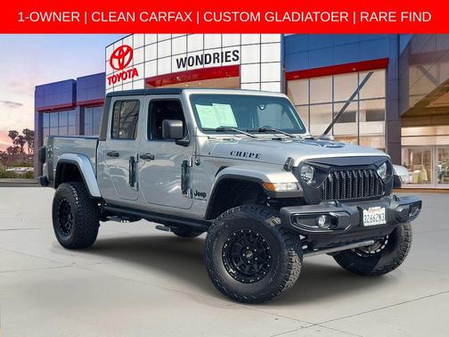 Silver Zynith Clearcoat 2022 Jeep Gladiator Willys 4x4