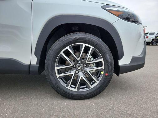 Wind Chill Pearl 2026 Toyota Corolla Cross XLE