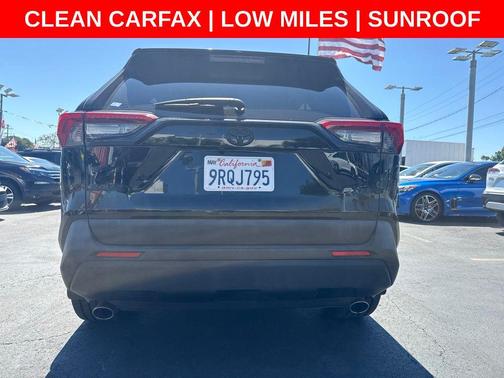 Midnight Black Metallic 2019 Toyota RAV4 XLE
