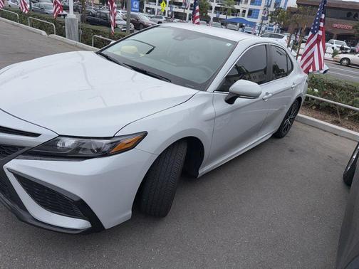 2023 Toyota Camry SE