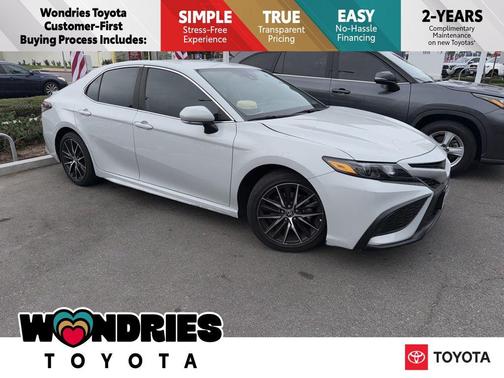 2023 Toyota Camry SE
