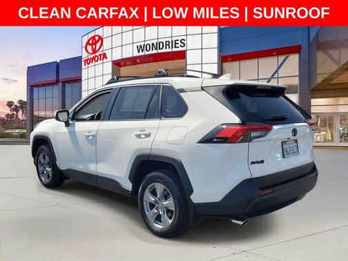 Ice 2025 Toyota RAV4 XLE