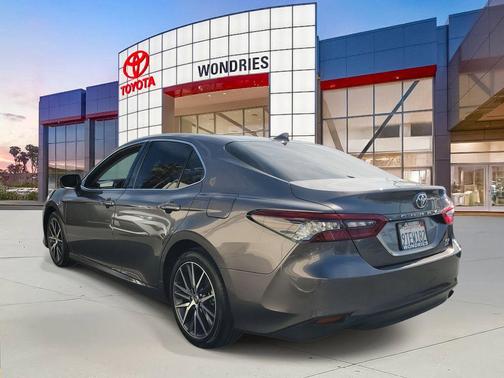 2021 Toyota Camry XLE