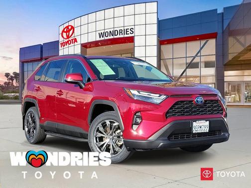 2023 Toyota RAV4 Hybrid XLE Premium