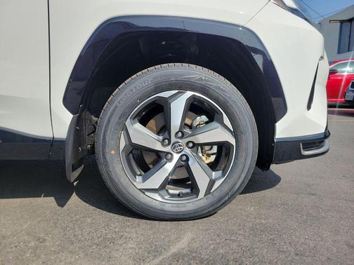 Ice Cap 2023 Toyota RAV4 Prime SE