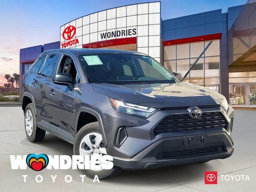 2024 Toyota RAV4 LE