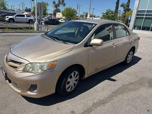 2011 Toyota Corolla LE