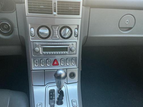 2006 Chrysler Crossfire Base