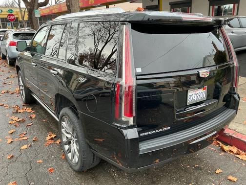 2020 Cadillac Escalade Platinum