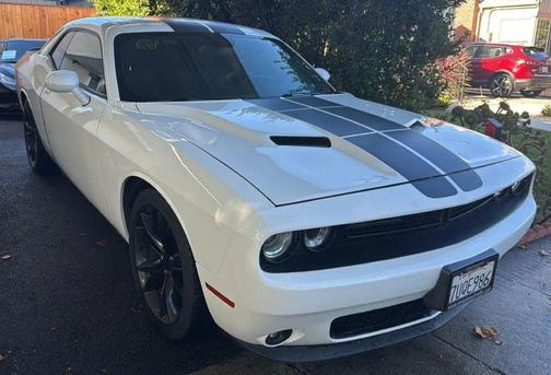2016 Dodge Challenger SXT