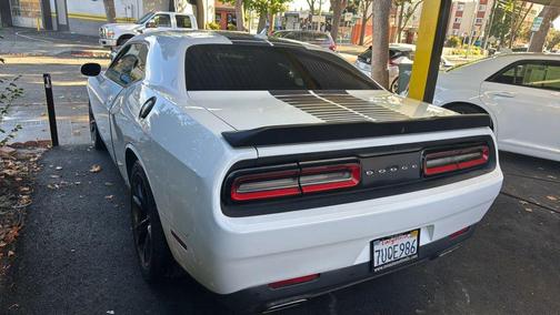 2016 Dodge Challenger SXT