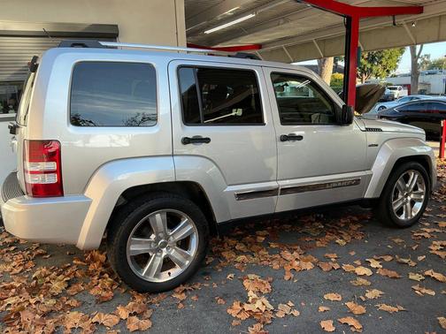 2011 Jeep Liberty Sport