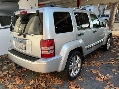 2011 Jeep Liberty Sport