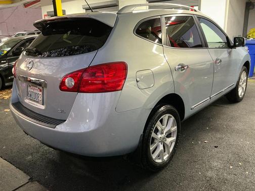 2012 Nissan Rogue SV w/SL Pkg