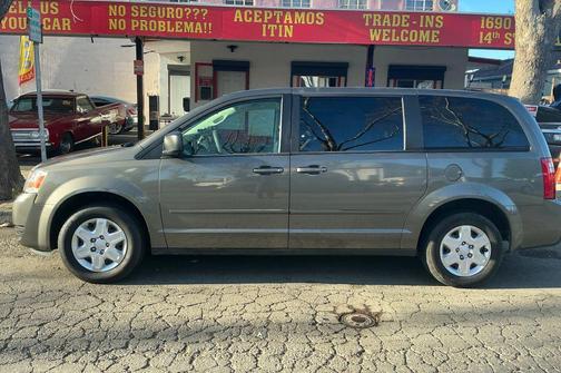 2010 Dodge Grand Caravan SE