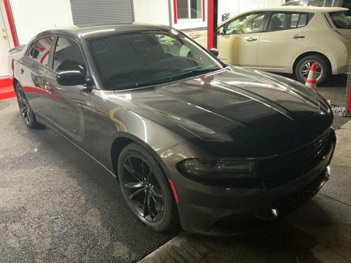 2017 Dodge Charger SE