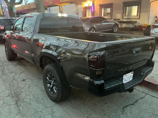 2022 Toyota Tacoma SR5