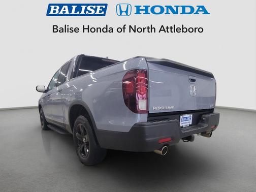 2022 Honda Ridgeline Black