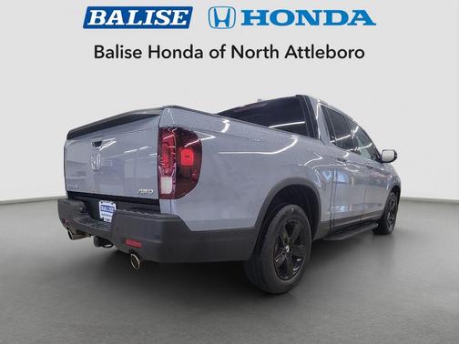 2022 Honda Ridgeline Black