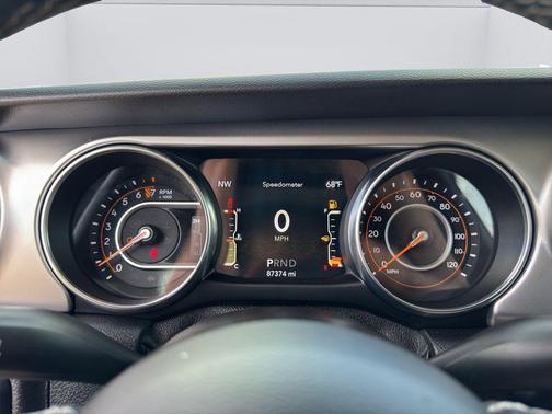 2021 Jeep Gladiator Sport