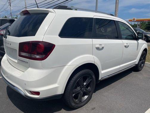 2020 Dodge Journey Crossroad