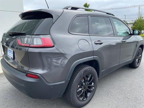 2023 Jeep Cherokee Altitude