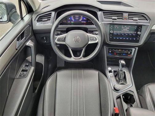 2023 Volkswagen Tiguan 2.0T SE 4MOTION