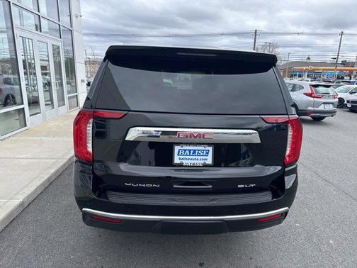 2023 GMC Yukon SLT