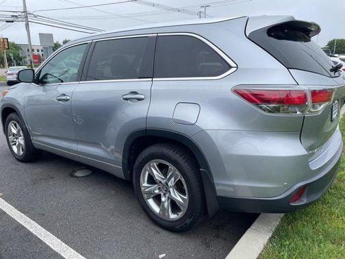 2016 Toyota Highlander Limited