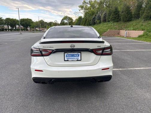 2023 Nissan Maxima SR Xtronic CVT