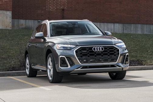 2023 Audi Q5 45 S line Prestige