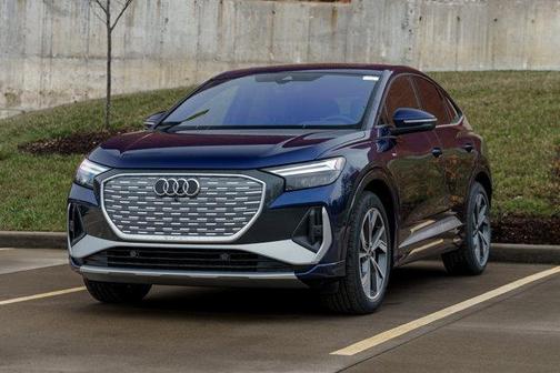 2025 Audi Q4 e-tron Sportback Premium Plus 55 quattro