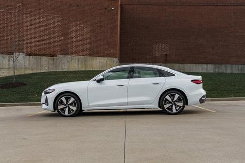 2025 Audi A5 Premium Plus TFSI quattro S tronic