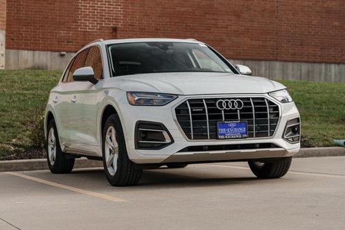 2022 Audi Q5 40 Premium