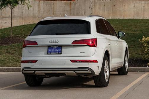 2022 Audi Q5 40 Premium