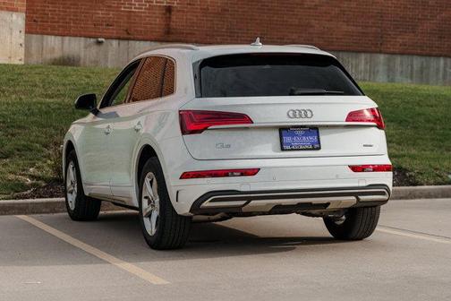 2022 Audi Q5 40 Premium