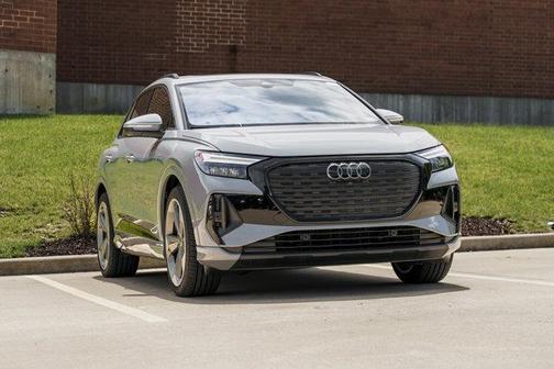 Pebble Gray 2025 Audi Q4 e-tron Premium Plus 55 quattro
