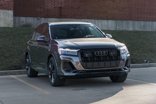 2026 Audi Q7 55 Premium Plus