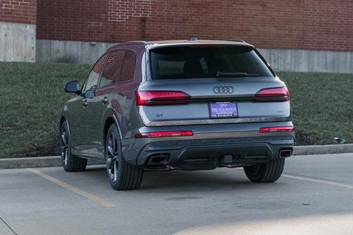 2026 Audi Q7 55 Premium Plus