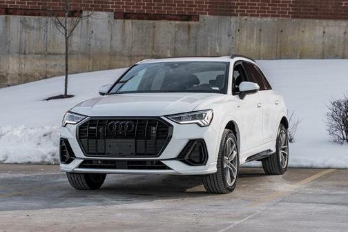 2023 Audi Q3 45 S line Premium Plus