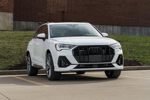 2023 Audi Q3 45 S line Premium Plus